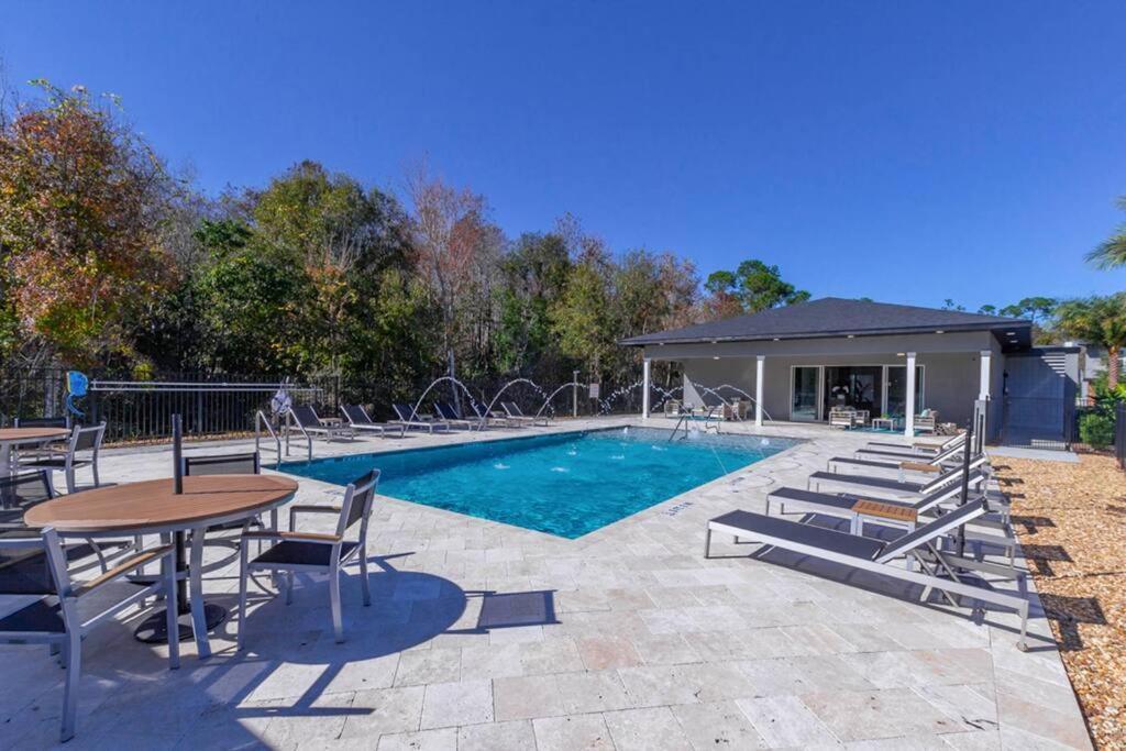 Beautiful Four Bedrooms Townhouse With Splash Pool At Le Reve Resort Киссимми Экстерьер фото