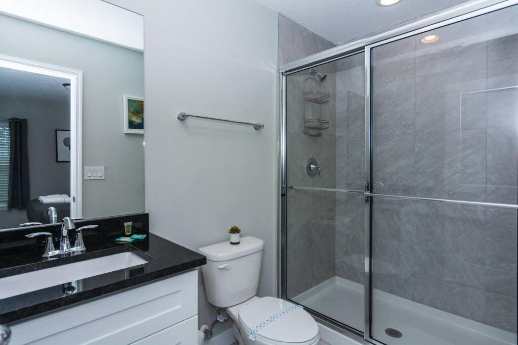 Beautiful Four Bedrooms Townhouse With Splash Pool At Le Reve Resort Киссимми Экстерьер фото